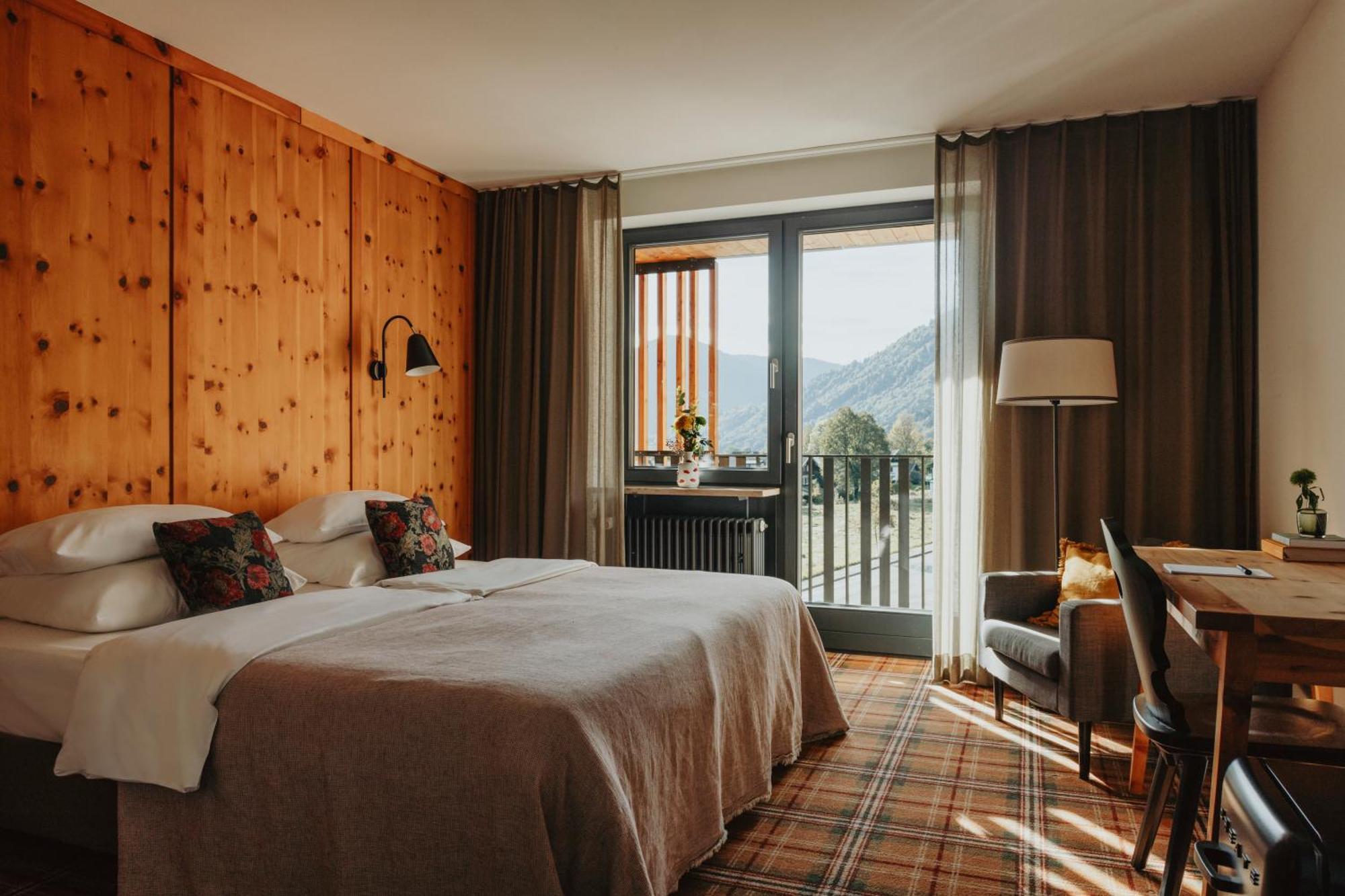 Bussi Baby Hotel 4*